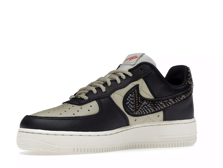 Фото № 2 с приближением к товару «‎Nike Air Force 1 Low Premium Goods The Sophia »