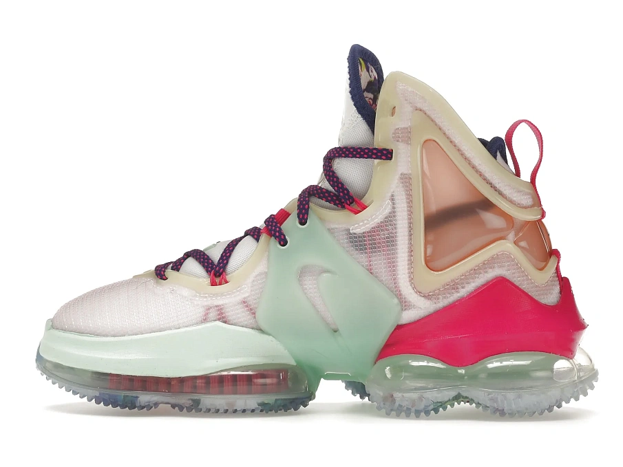 Фото № 5 с приближением к товару «‎Nike LeBron 19 Valentines Day Love Letter»