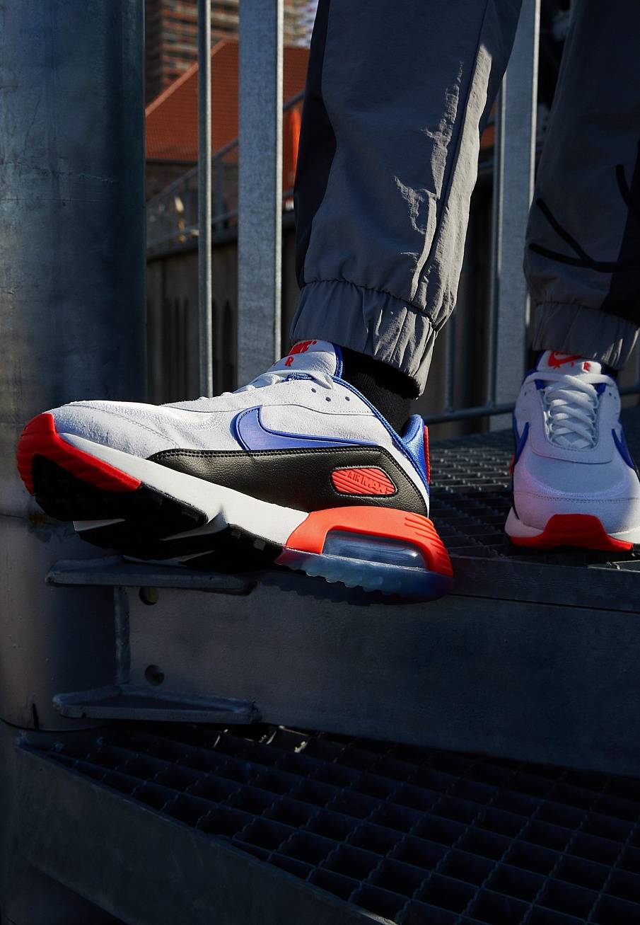Фото № 3 с приближением к товару «‎Nike Air Max 2090 Eoi »
