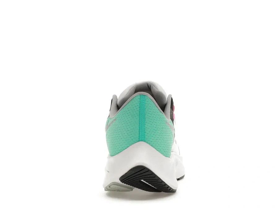 Фото № 4 с приближением к товару «‎Nike Air Zoom Pegasus 38 Miami»