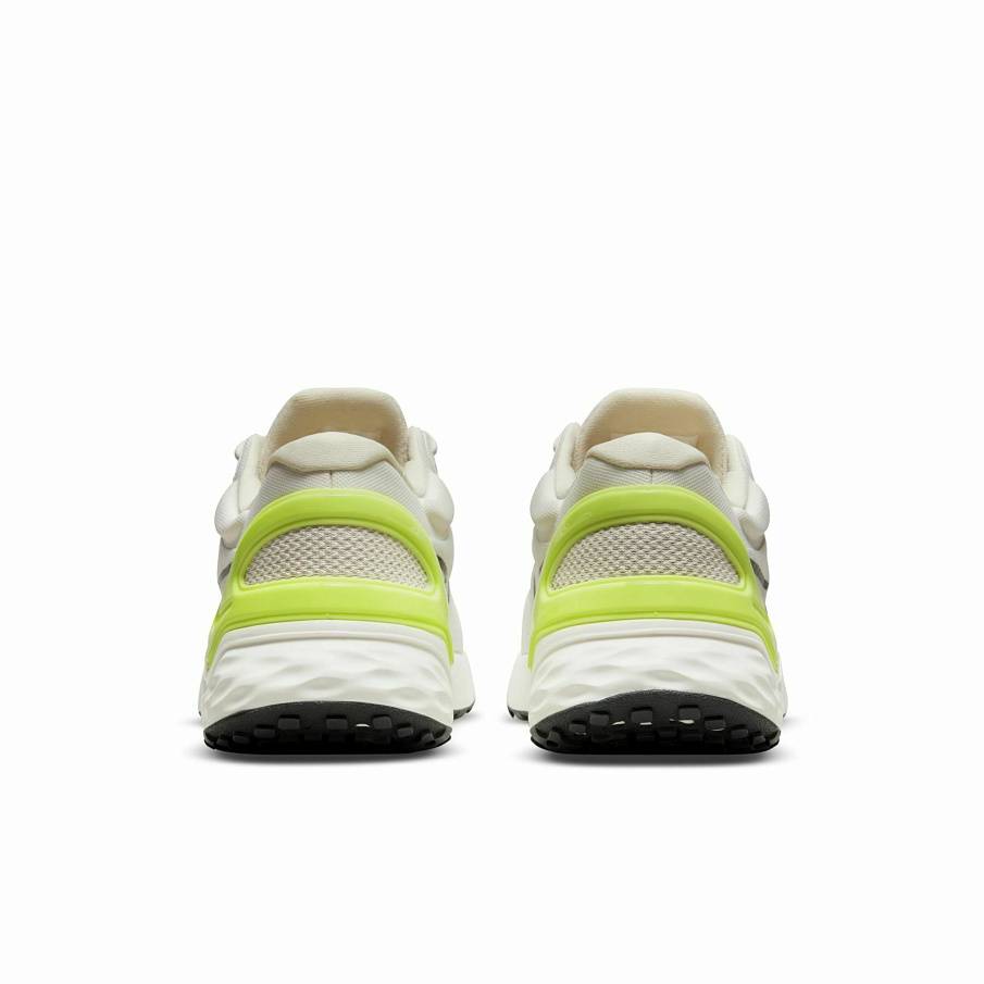 Фото № 4 с приближением к товару «‎Nike Renew»