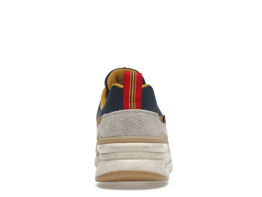 Фото № 4 с приближением к товару «‎New Balance 997»