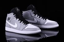 Фото № 1 с приближением к товару «‎Nike Air Jordan 1 Retro Wolf »