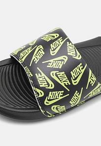 Фото № 5 с приближением к товару «‎Nike Victori One Slide Print»