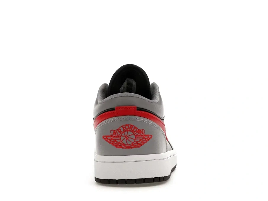 Фото № 4 с приближением к товару «‎Jordan 1 Low»
