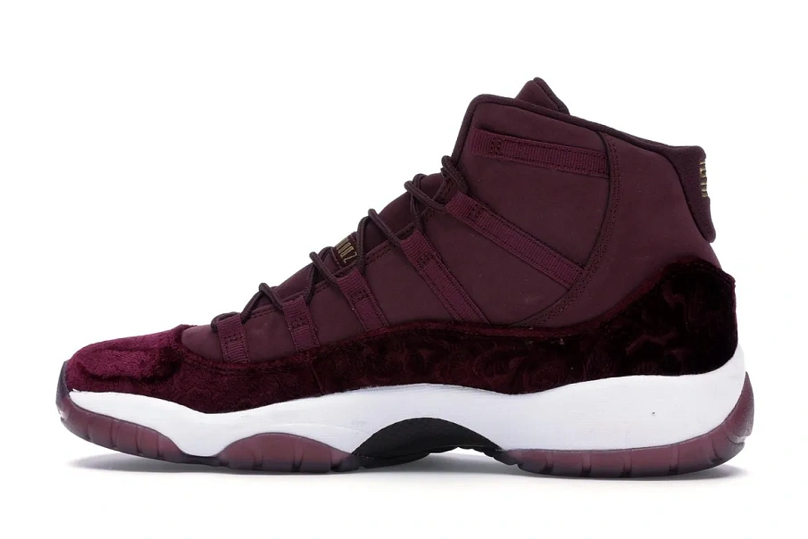 Фото № 6 с приближением к товару «‎Jordan 11 Retro Heiress Night Maroon »