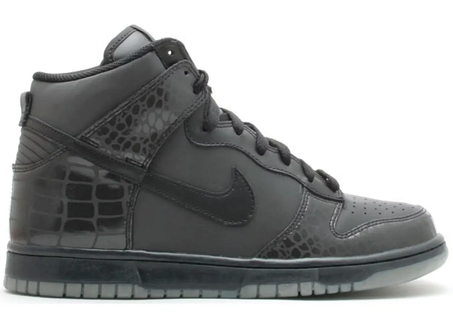Фото № 1 с приближением к товару «‎Nike Dunk High»