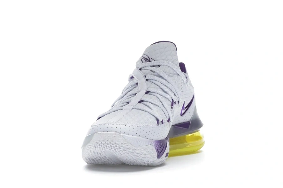 Фото № 2 с приближением к товару «‎Nike LeBron 17 Low Lakers»