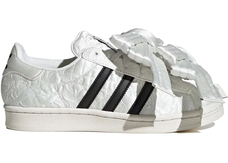 Фото № 1 с приближением к товару «‎adidas Superstar»