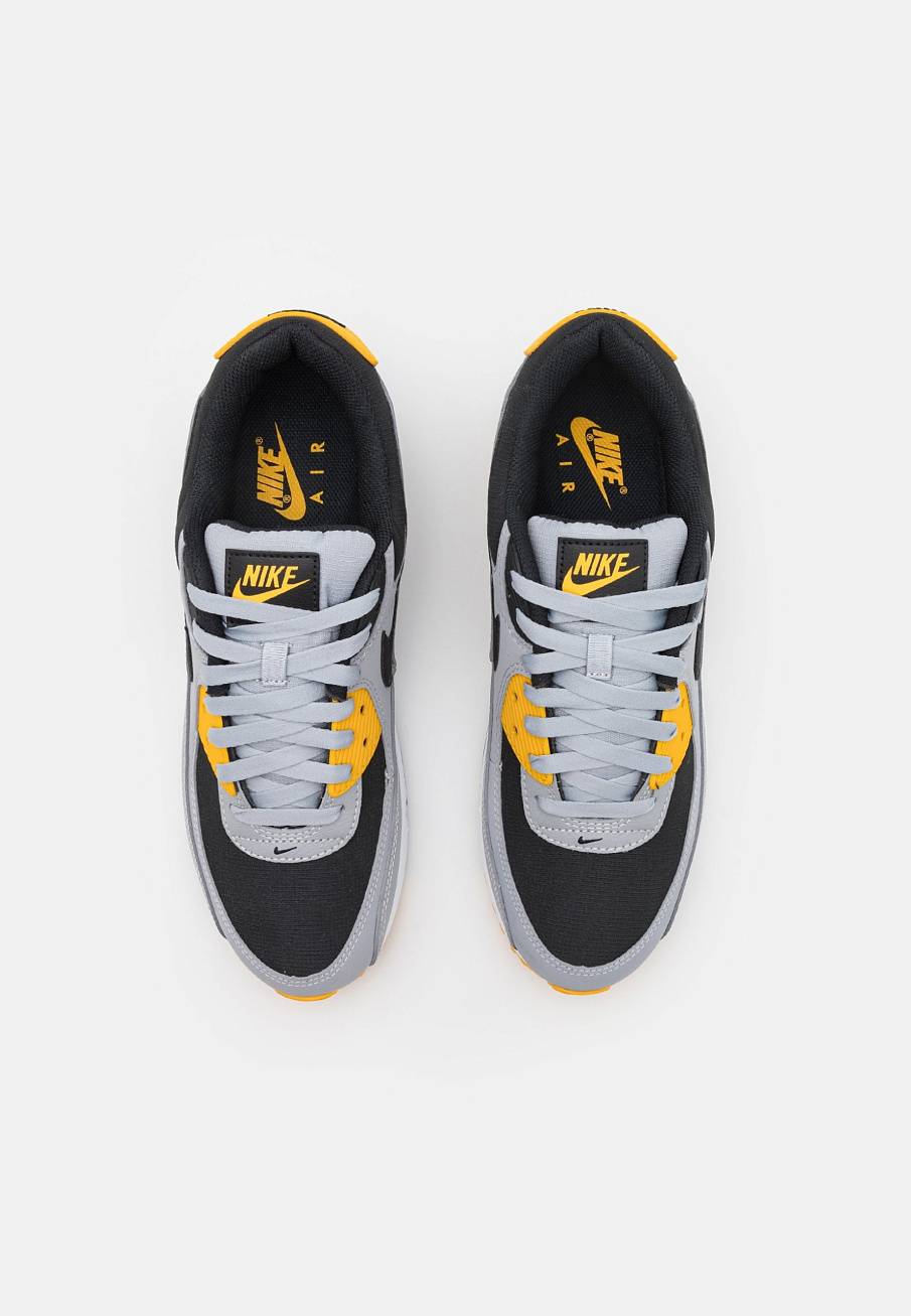 Фото № 4 с приближением к товару «‎Nike Air Max 90 »