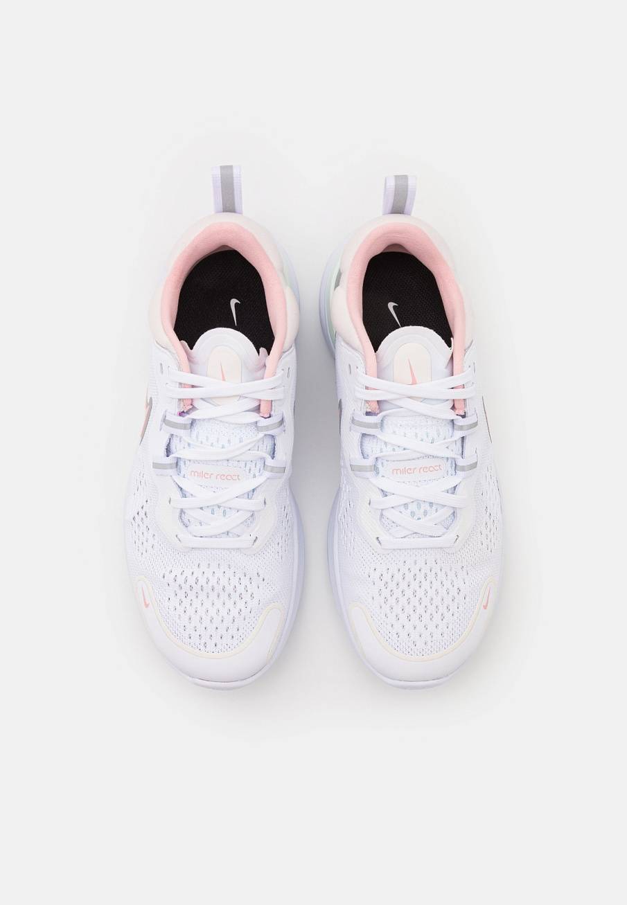 Фото № 4 с приближением к товару «‎Nike React Miler 2»