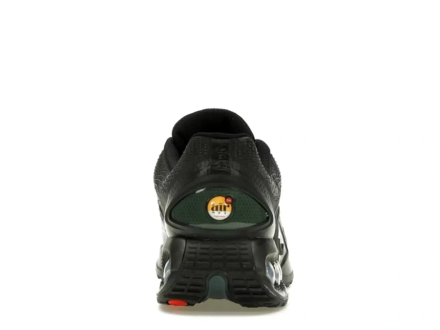 Фото № 4 с приближением к товару «‎Nike Air Max Dn SP»