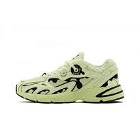 Фото № 1 с приближением к товару «‎Adidas Astir W»