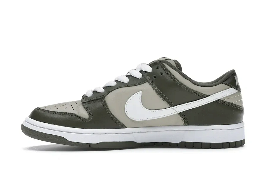 Фото № 3 с приближением к товару «‎Nike Dunk Low Light Stone»