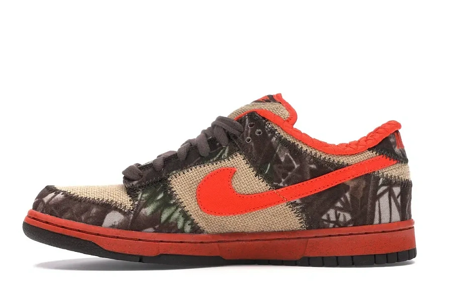 Фото № 3 с приближением к товару «‎Nike SB Dunk Low Reese Forbes Hunter»