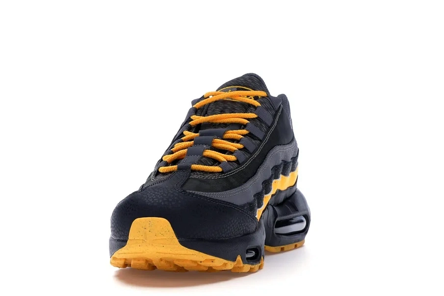 Фото № 3 с приближением к товару «‎Nike Air Max 95 I-95 Pack»