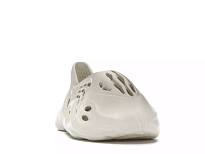 Фото № 2 с приближением к товару «‎adidas Yeezy Foam RNNR Sand»