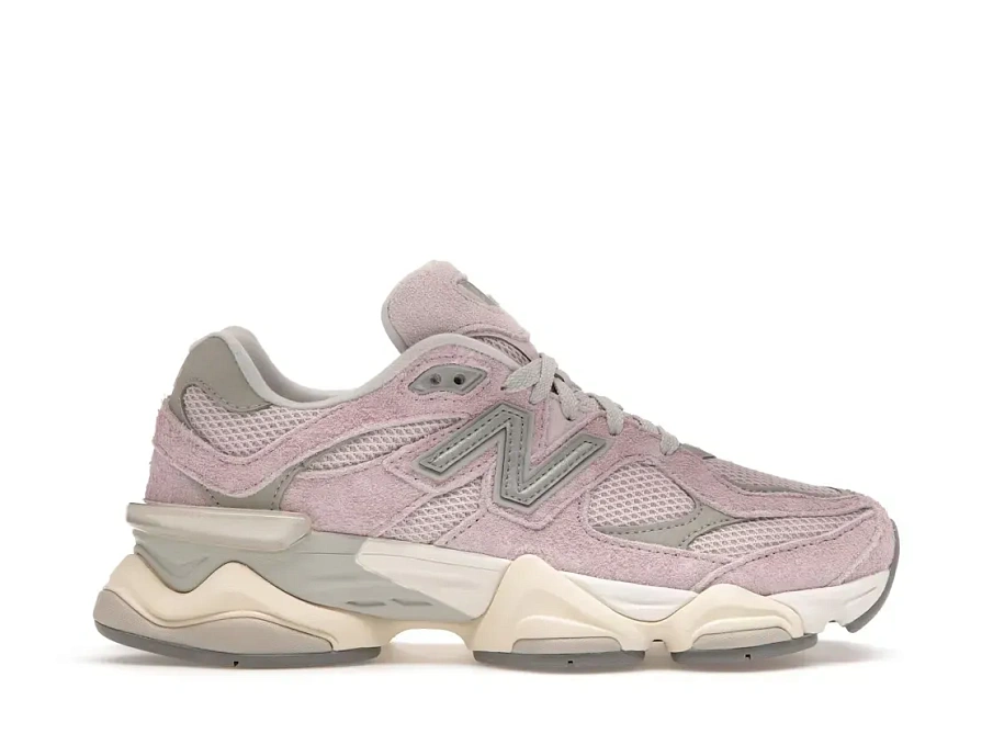 Фото № 1 с приближением к товару «‎New Balance 9060»