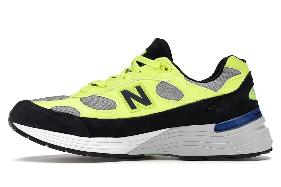 Фото № 3 с приближением к товару «‎New Balance 992»