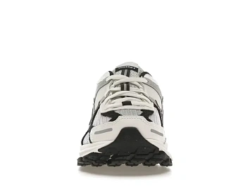 Nike Zoom Vomero 5 - 2