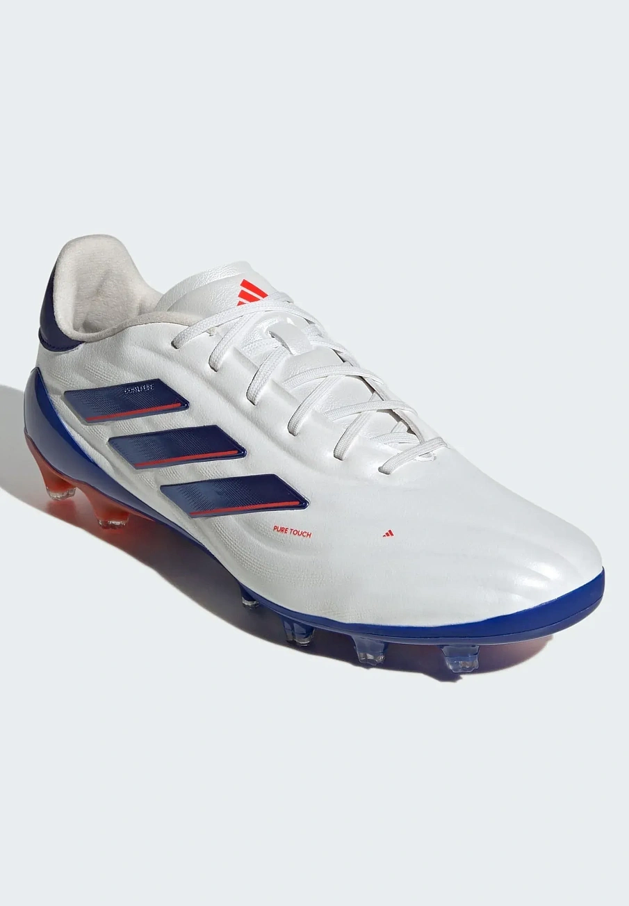 Фото № 2 с приближением к товару «‎COPA PURE 2 ELITE ARTIFICIAL GRASS»