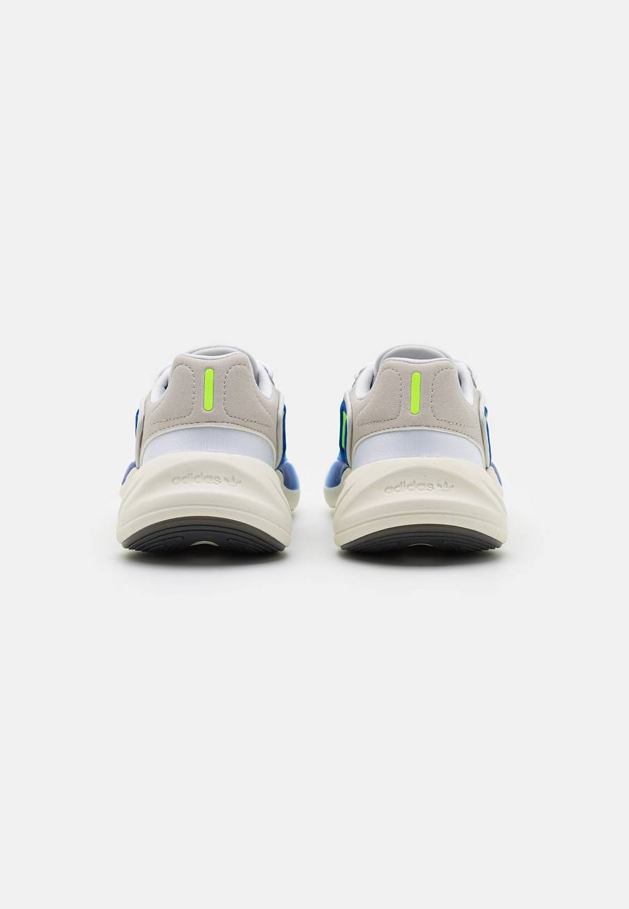 Фото № 2 с приближением к товару «‎Adidas Ozelia »