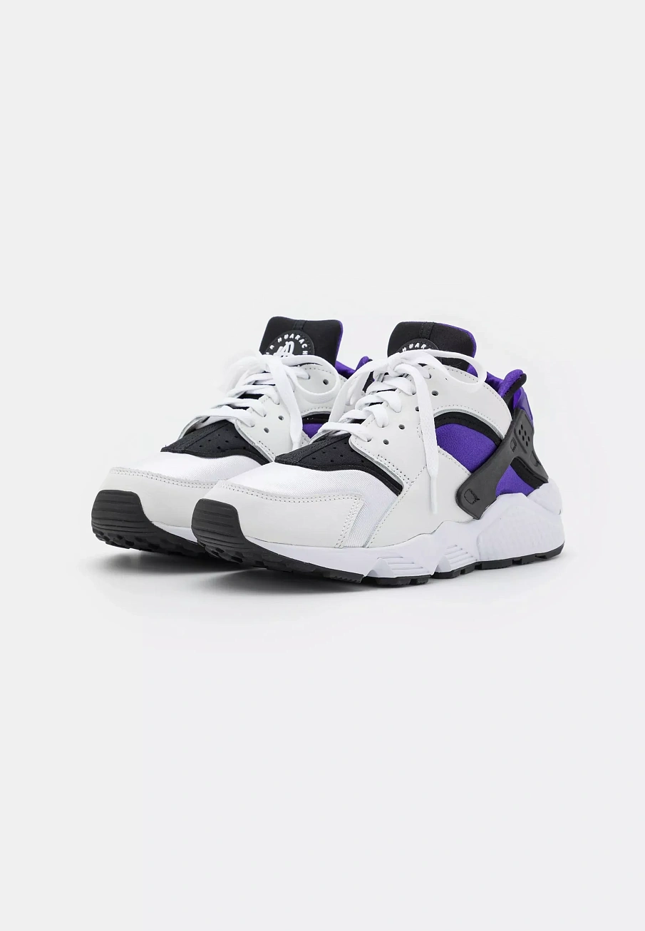 Фото № 3 с приближением к товару «‎AIR HUARACHE»