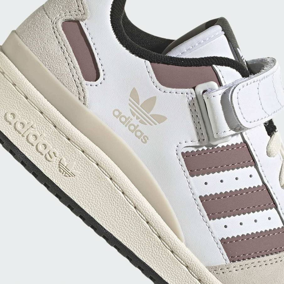 Фото № 4 с приближением к товару «‎Кроссовки Adidas SPAD111A24U-A11»