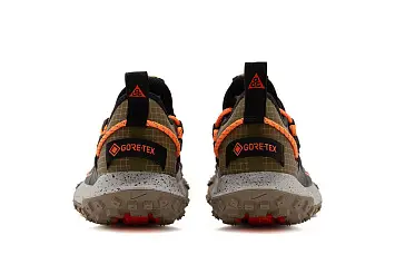 Nike Acg Mountain Fly Gore-Tex  - 4