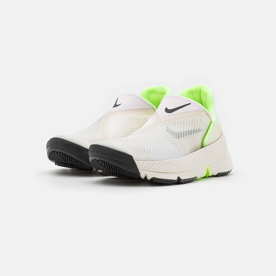 Фото № 2 с приближением к товару «‎Nike GO Flyease »