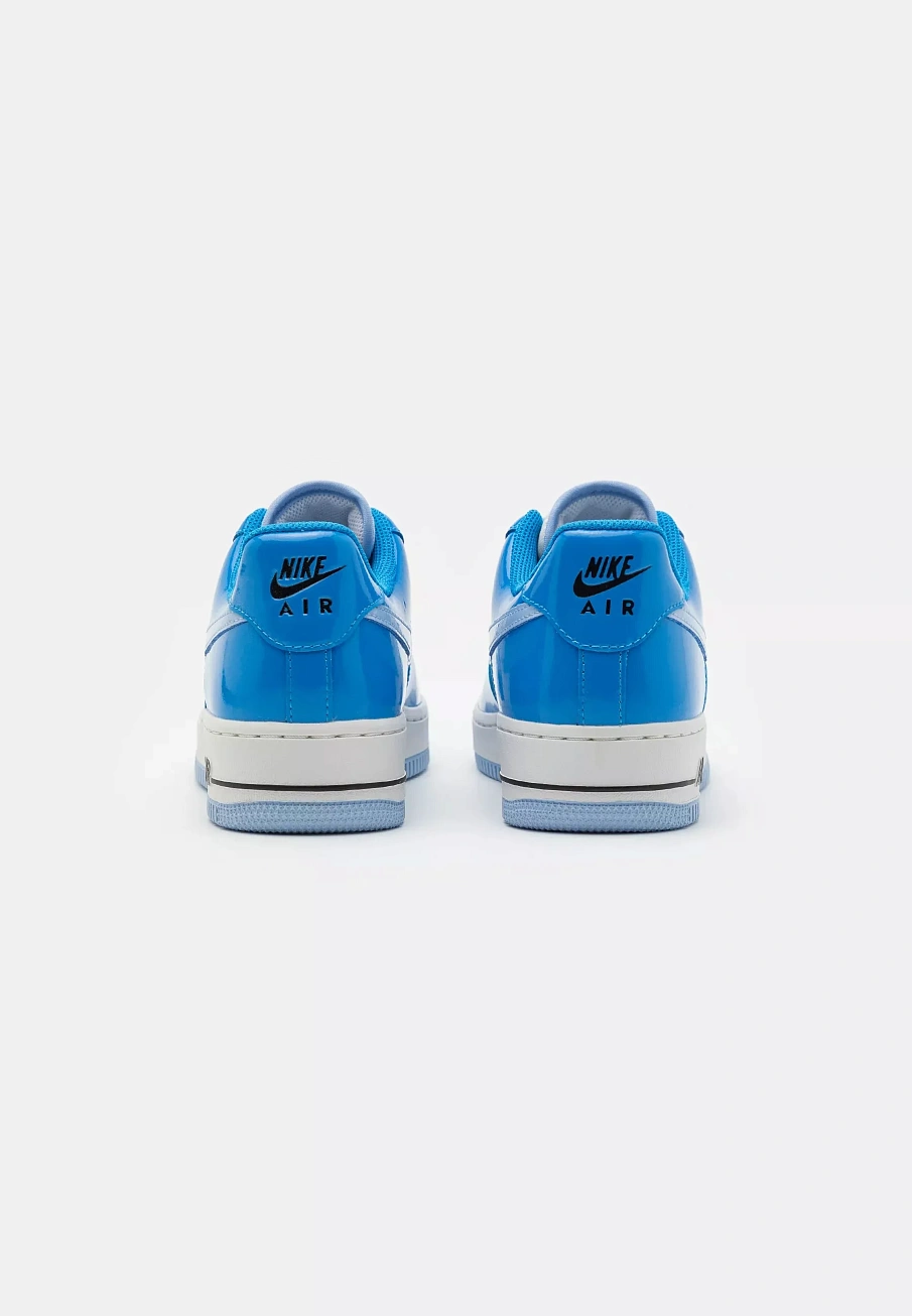 Фото № 3 с приближением к товару «‎WMNS NIKE AIR FORCE 1 07 DP»