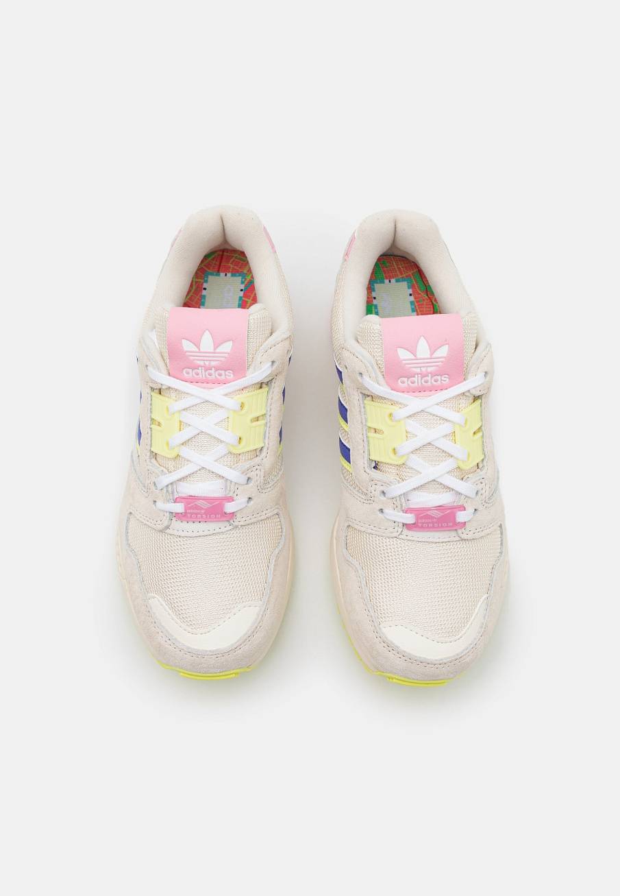 Фото № 5 с приближением к товару «‎Adidas Zx 8000 Smu »