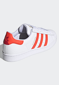 Фото № 4 с приближением к товару «‎Adidas Superstar »