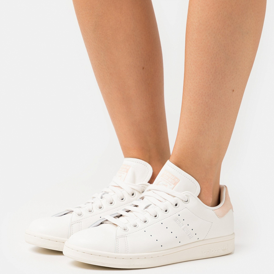 Фото № 2 с приближением к товару «‎Adidas Stan Smith »