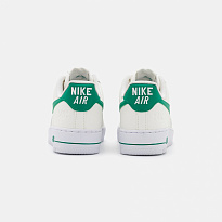 Фото № 3 с приближением к товару «‎Nike Wmns Air Force 1 07 SE Xcat »