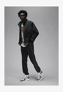 Фото № 1 с приближением к товару «‎AIR JORDAN 1 LOW SE»