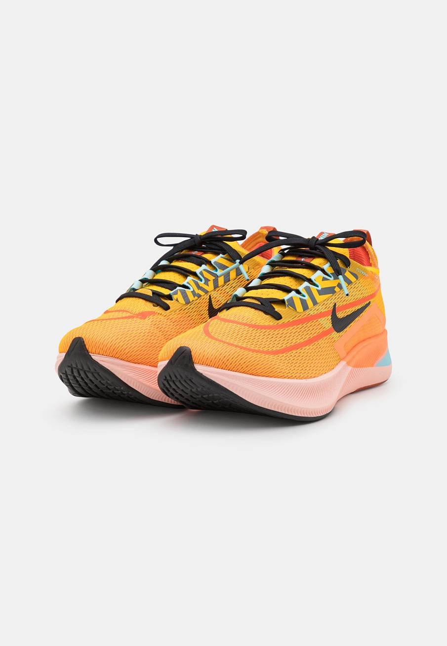Фото № 2 с приближением к товару «‎Nike Zoom Fly 4 Hkne»