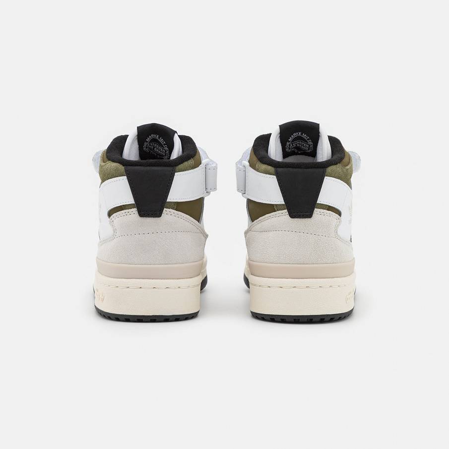 Фото № 4 с приближением к товару «‎Adidas Forum »