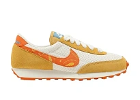 Фото № 1 с приближением к товару «‎Nike Daybreak Paisley Swoosh Magma Orange »