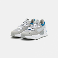 Фото № 2 с приближением к товару «‎Puma Reinvention »