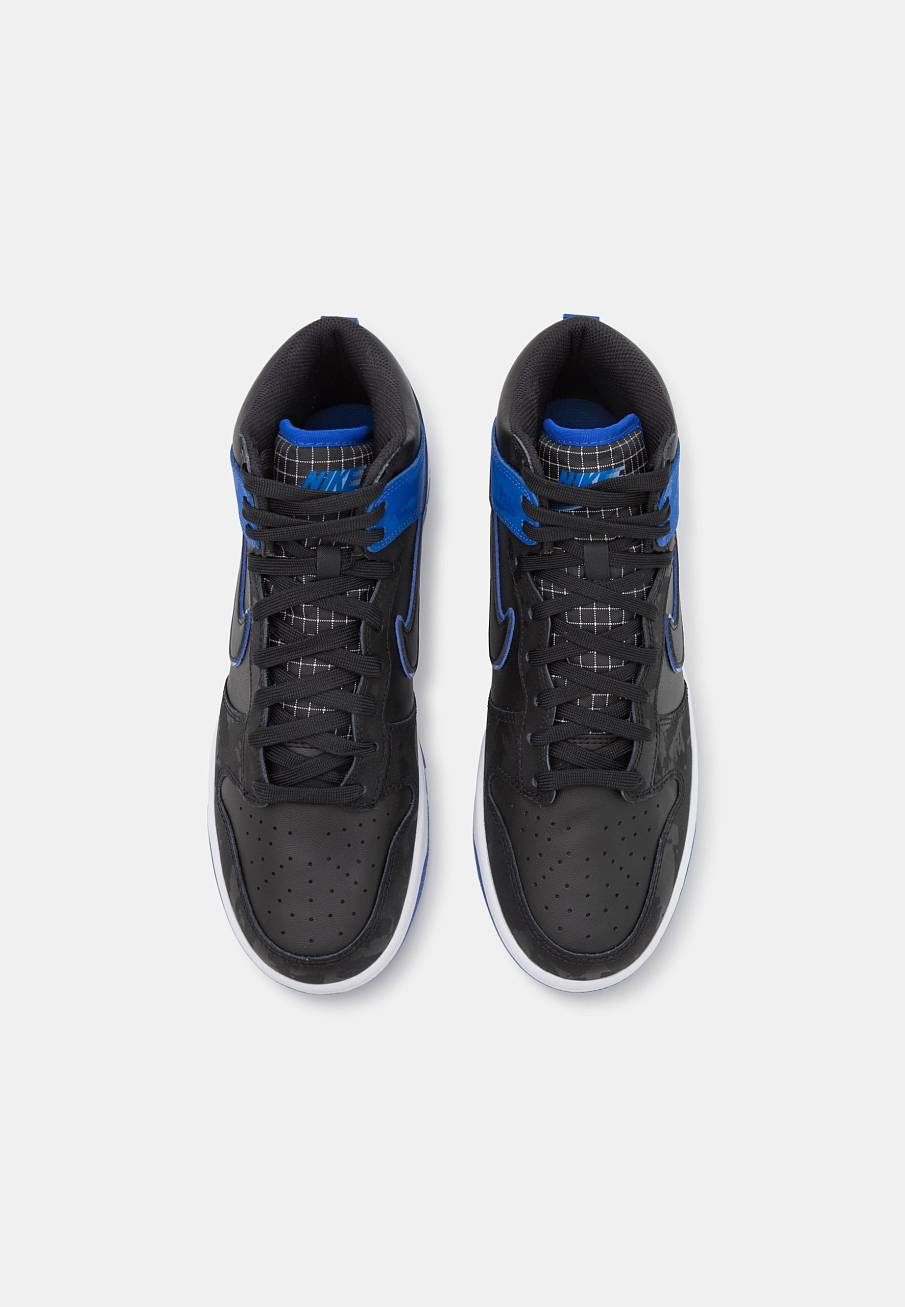 Фото № 3 с приближением к товару «‎Nike Dunk Retro »