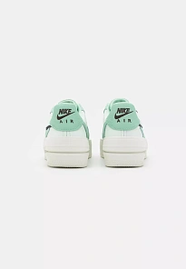 Фото № 1 с приближением к товару «‎AIR FORCE 1 PLT.AF.ORM»