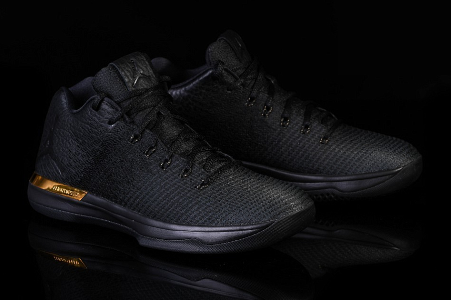 Фото № 2 с приближением к товару «‎Jordan XXX1 Low Black Gold»