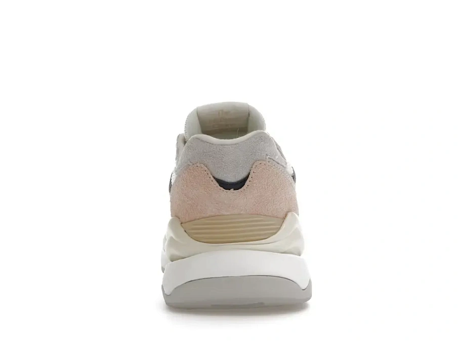 Фото № 4 с приближением к товару «‎New Balance 57/40»