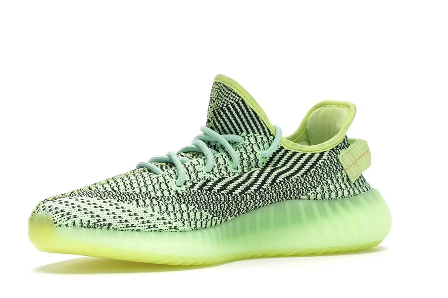 Фото № 4 с приближением к товару «‎adidas Yeezy Boost 350 V2 Yeezreel (Non-Reflective)»