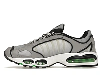 Фото № 3 с приближением к товару «‎Nike Air Max Tailwind 4 Wolf Grey Green Spark»