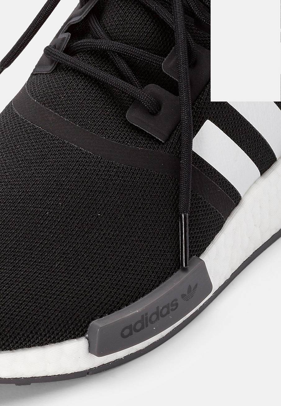 Фото № 5 с приближением к товару «‎Adidas Nmd R1 »