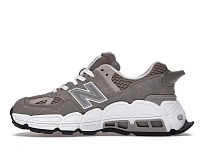 Фото № 3 с приближением к товару «‎New Balance 574 YURT»