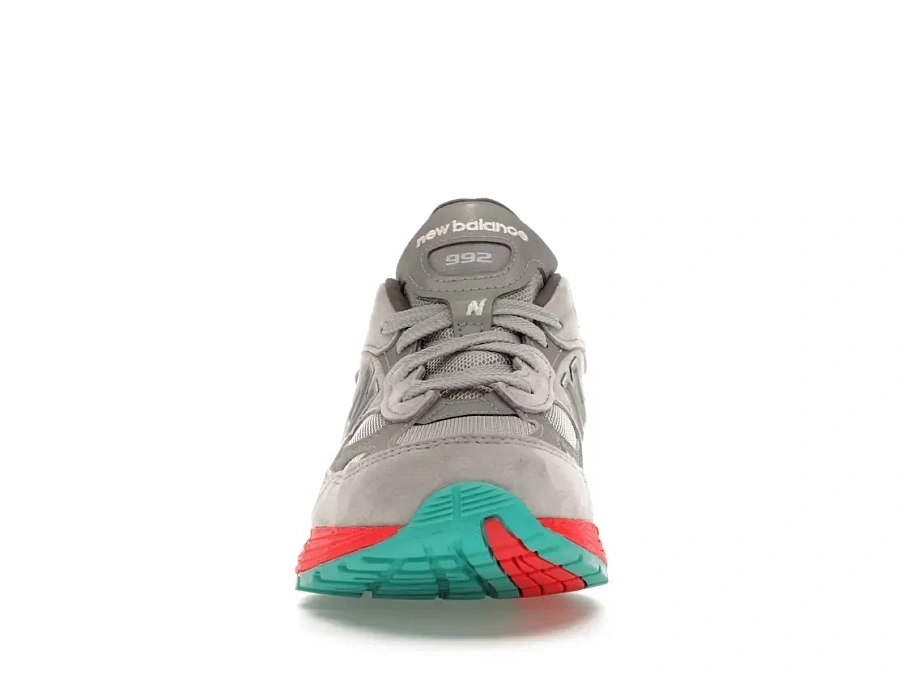 Фото № 2 с приближением к товару «‎New Balance 992»