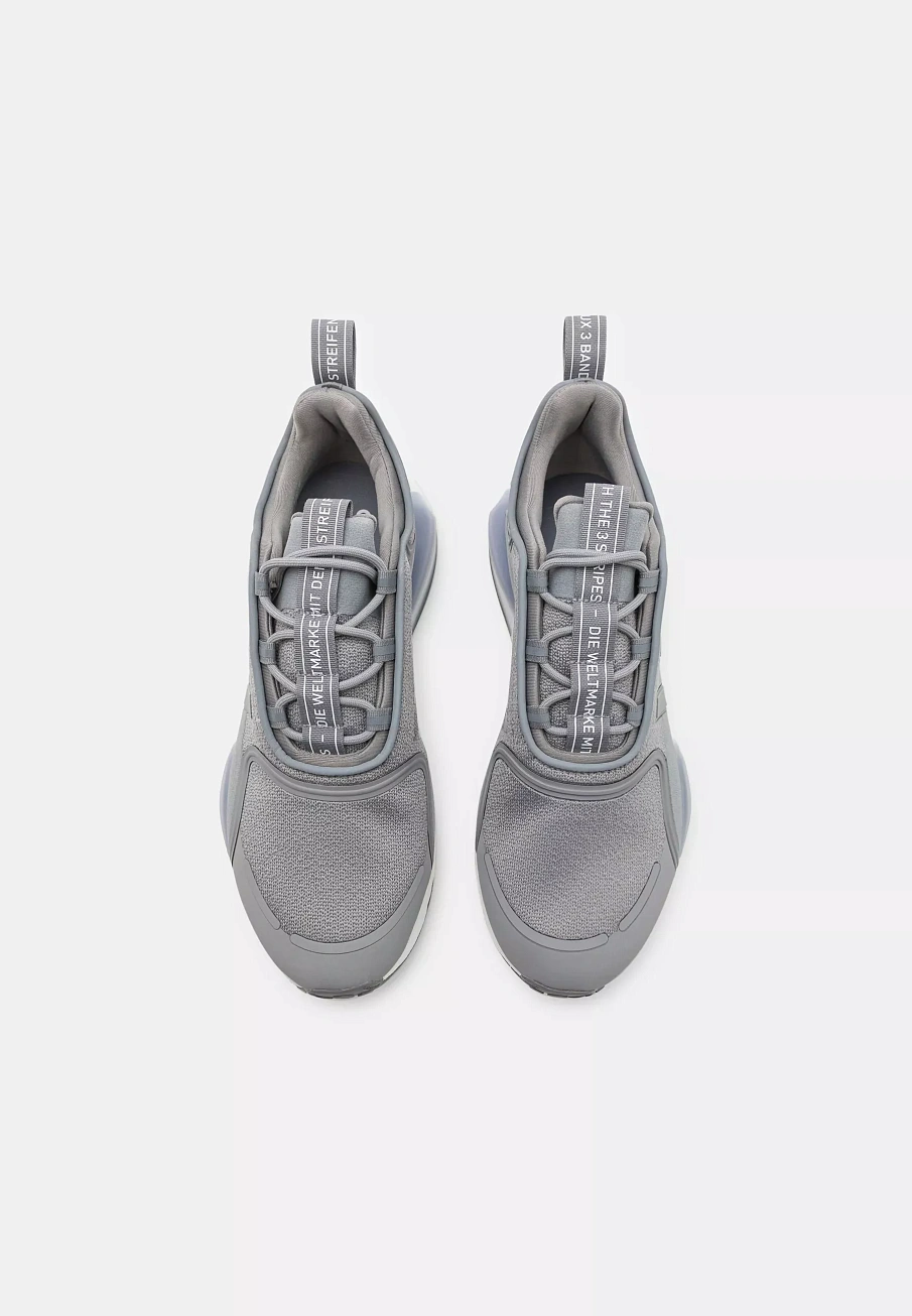 Фото № 3 с приближением к товару «‎NMD_V3 UNISEX»